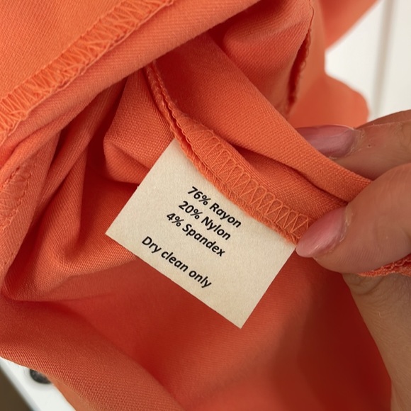 Sara Campbell Signature Stretch Scallop Dress - Picture 4 of 9